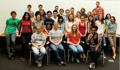 group color photo of 32 college students